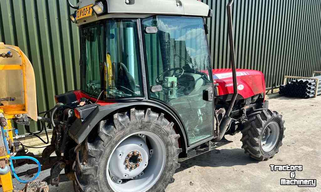 Obst und Weinbau Traktoren Massey Ferguson 3435 GEV Compact Tractor