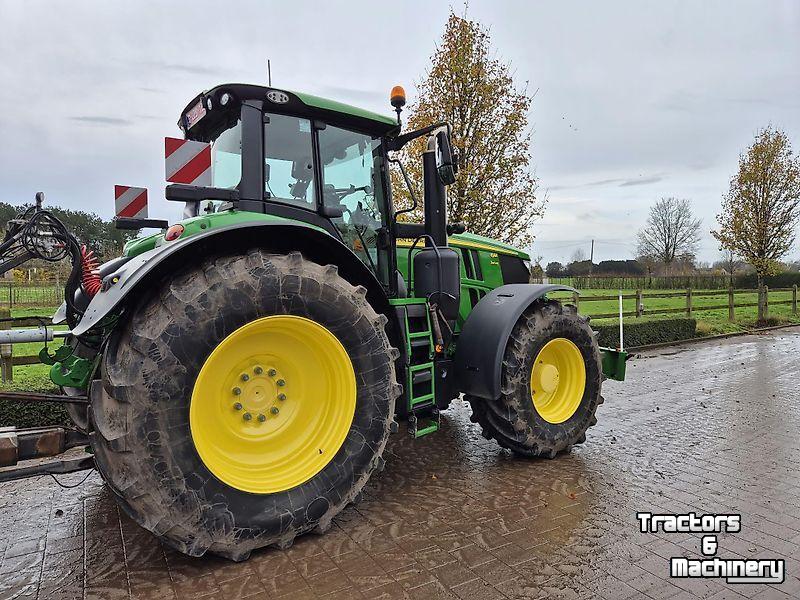 Schlepper / Traktor John Deere 6M230