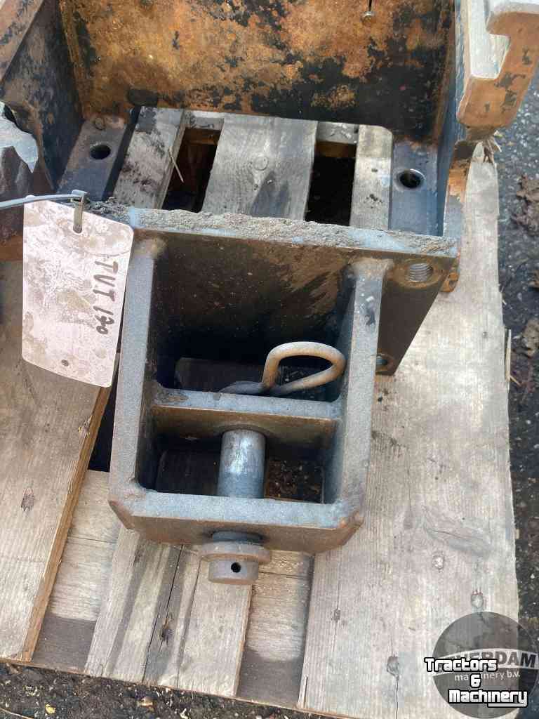 Schlepper / Traktor New Holland Trekhaakframe en trekhaak