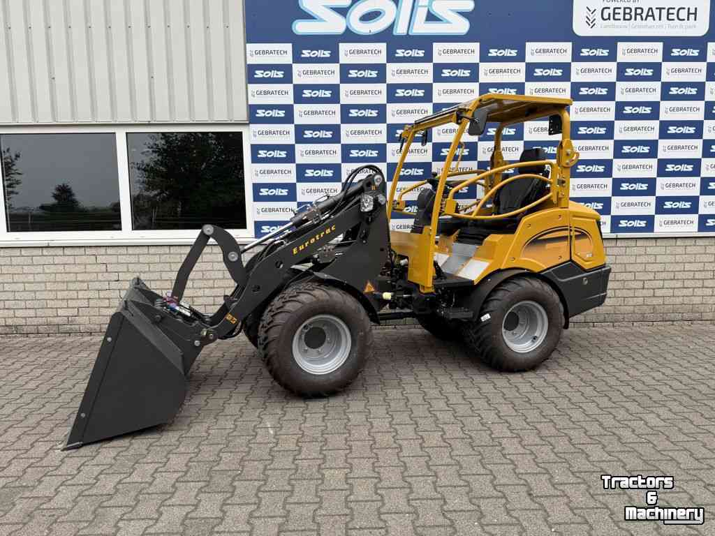 Radlader Eurotrac w12 €325 p/mnd. loader shovel minishovel