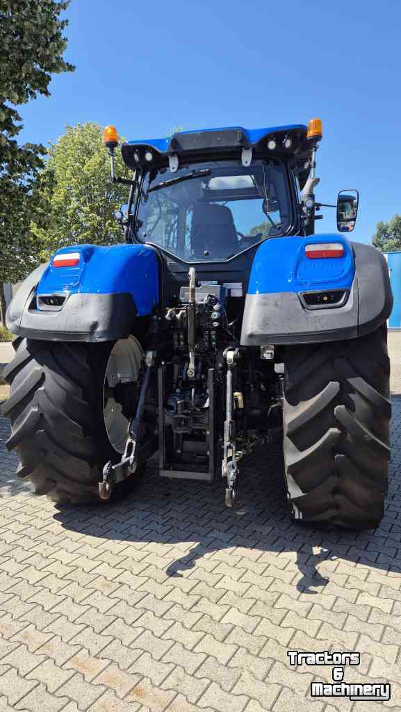 Schlepper / Traktor New Holland T7.315 HD AC 40Kmh. Lucht, Fronthef, geveerde vooras en cabine.