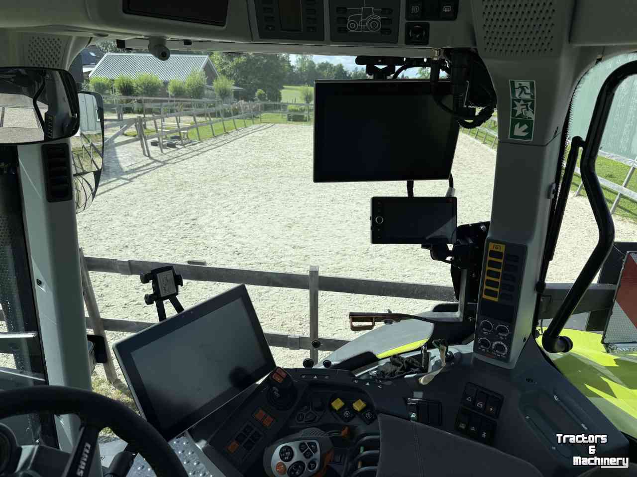 Schlepper / Traktor Claas AXION 870 CMATIC