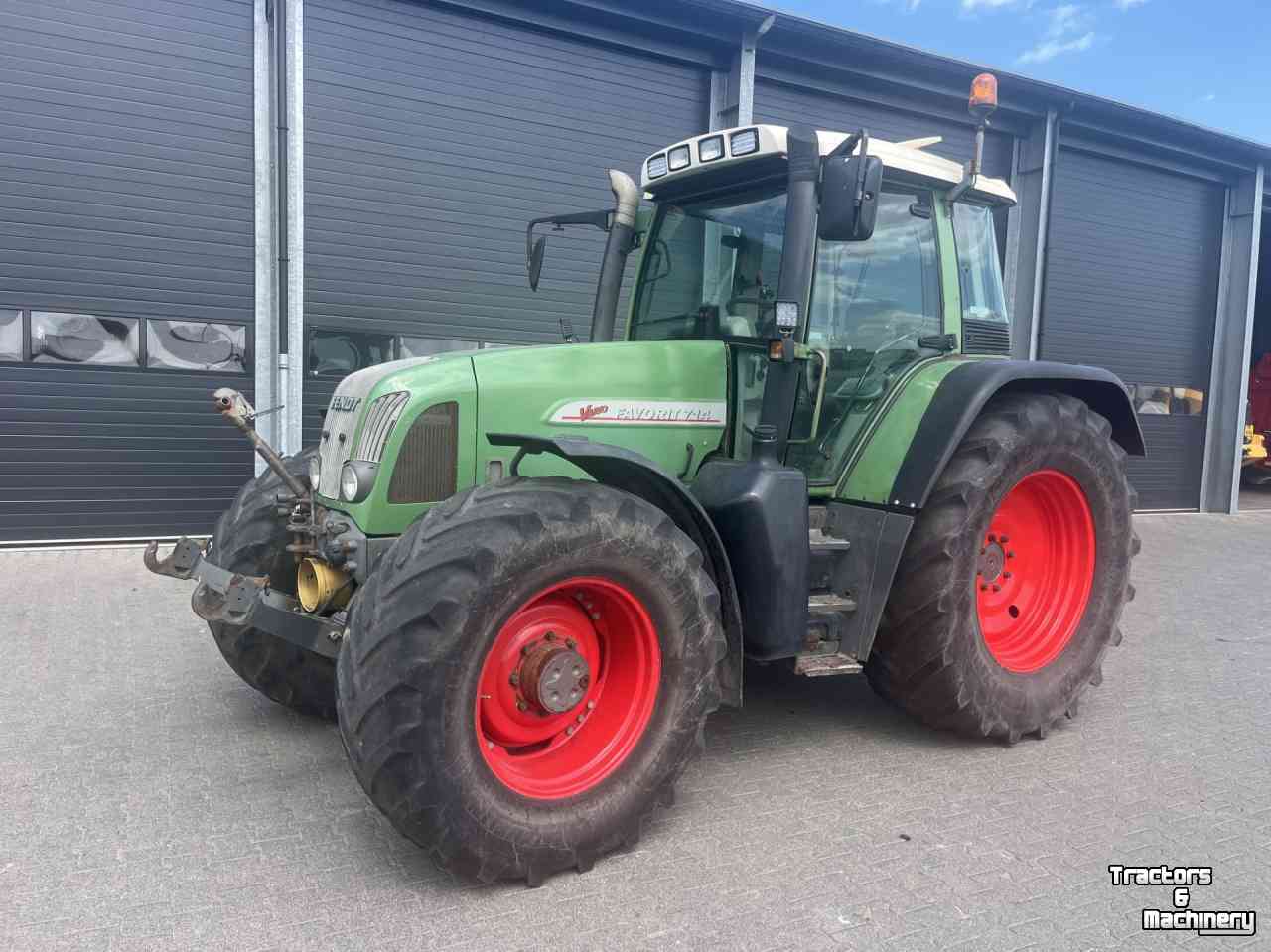 Schlepper / Traktor Fendt 714 VARIO