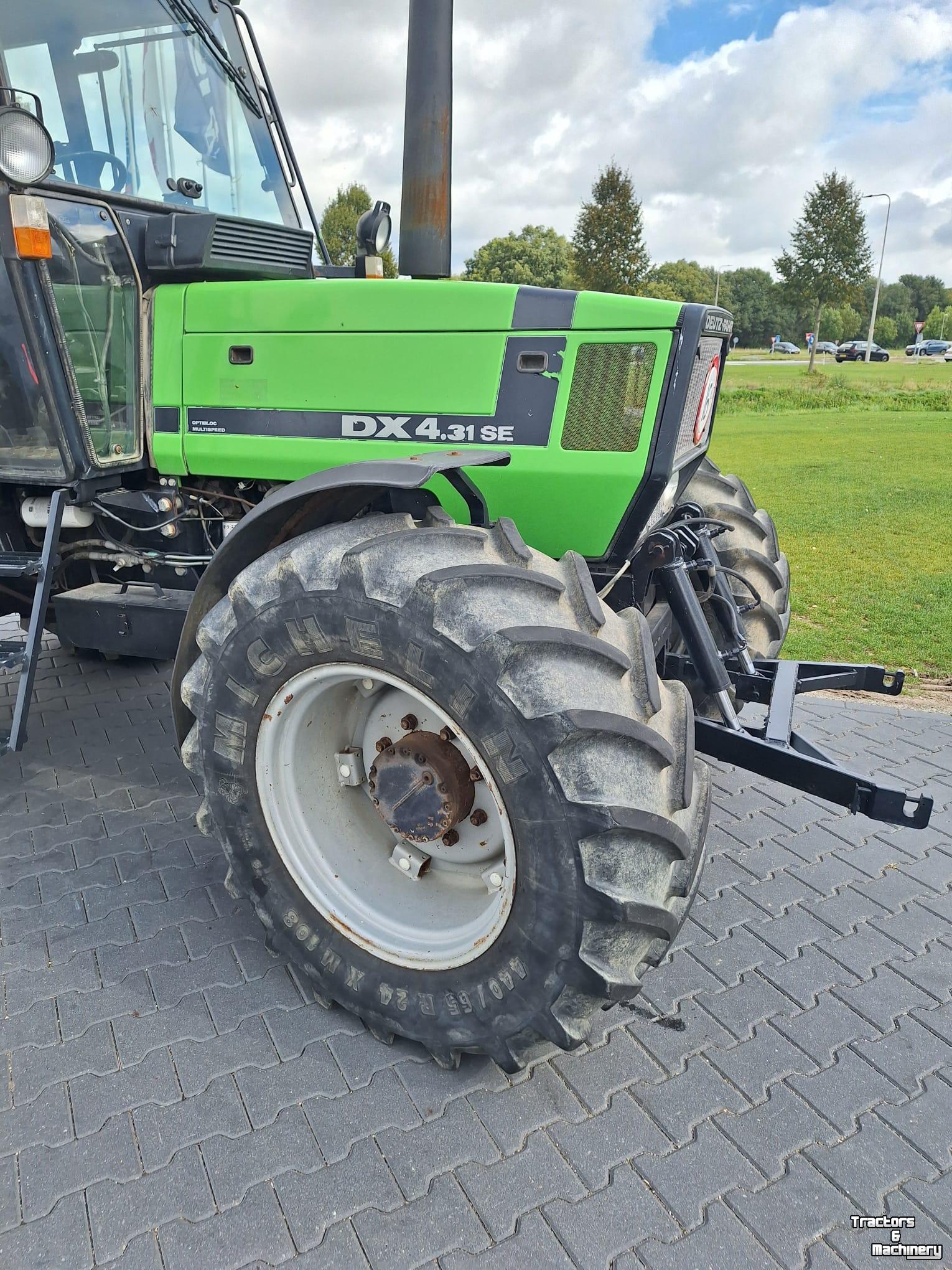 Schlepper / Traktor Deutz-Fahr Deutz Fahr DX 4.31 SE