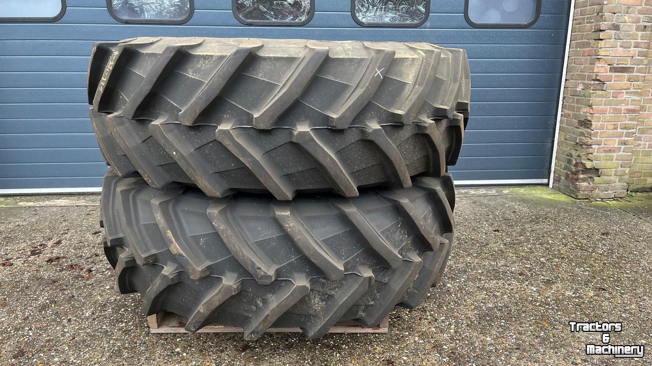 Räder, Reifen, Felgen & Distanzringe Trelleborg 520/70R38