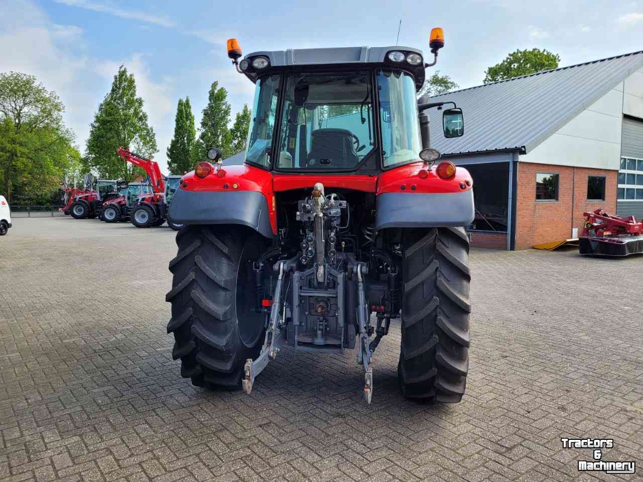 Schlepper / Traktoren Massey Ferguson 6716 Dyna-6 Efficient