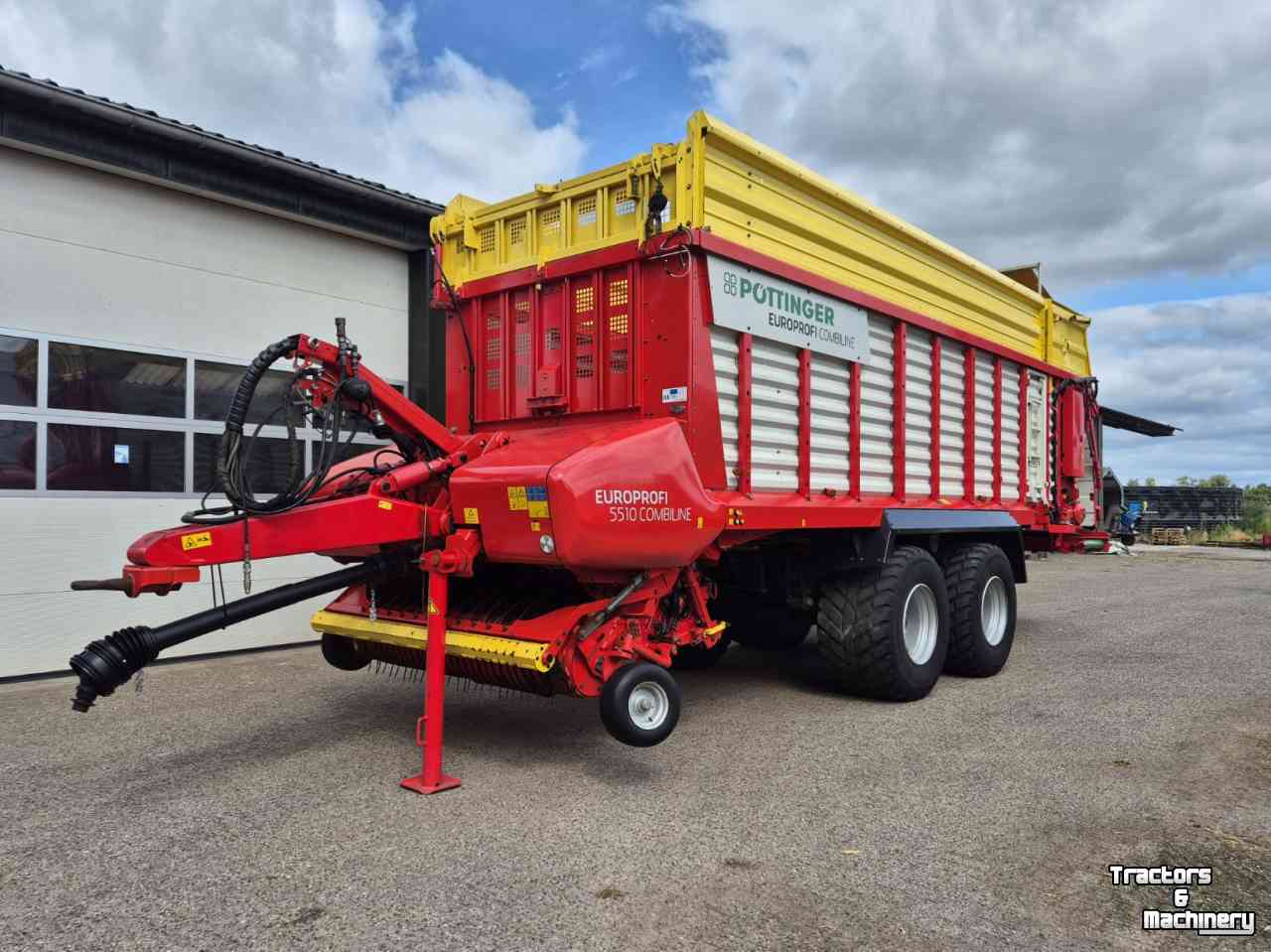 Lade- und Dosierwagen Pottinger Europrofi 5510 Combiline opraapwagen stalvoeren