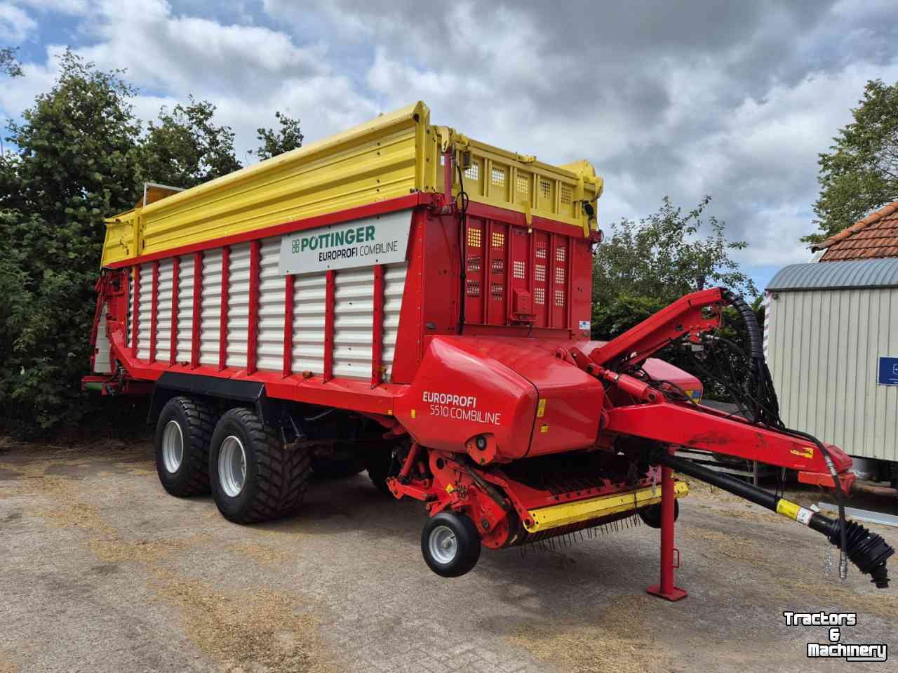 Lade- und Dosierwagen Pottinger Europrofi 5510 Combiline opraapwagen stalvoeren