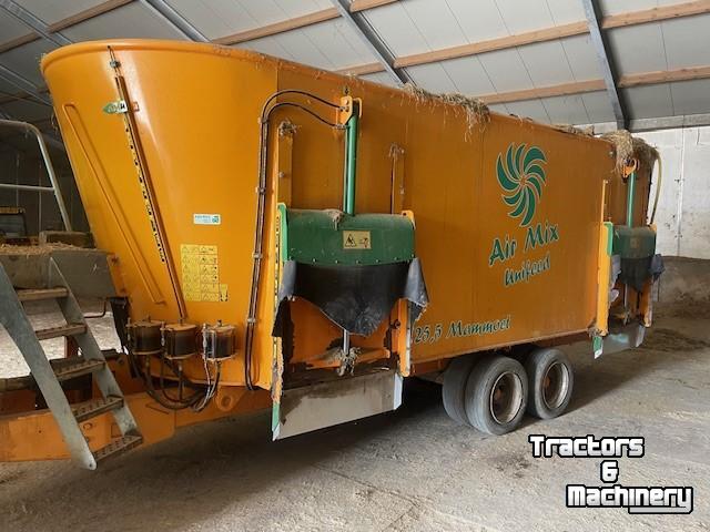 Futtermischwagen Vertikal Airmix 25.5 Mammoet