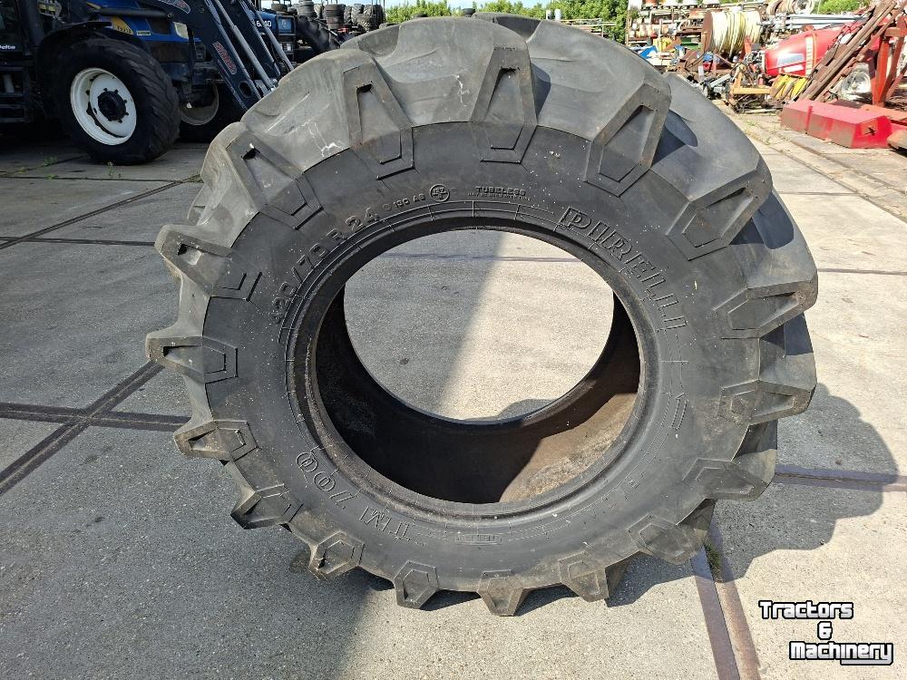 Räder, Reifen, Felgen & Distanzringe Pirelli 420/70R24