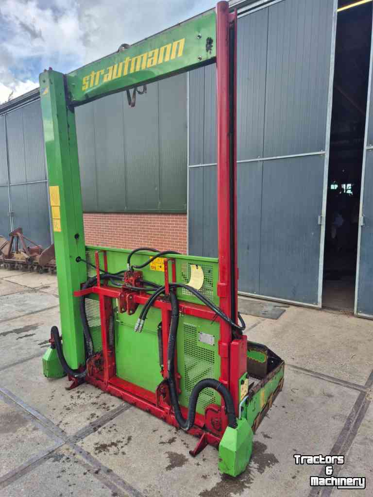 Siloblockschneider Strautmann HQ2800