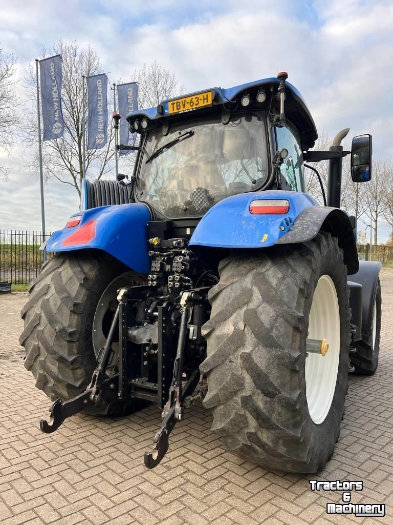 Schlepper / Traktor New Holland T 7.230