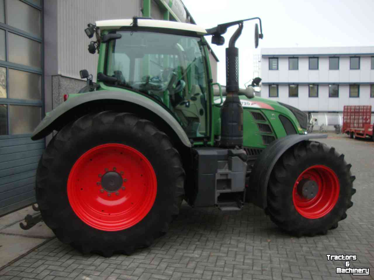 Schlepper / Traktoren Fendt 720 Vario Profi S4