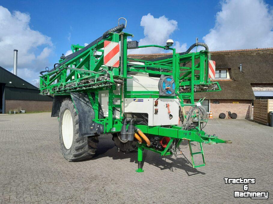 Anbaufeldspritze CHD F3033