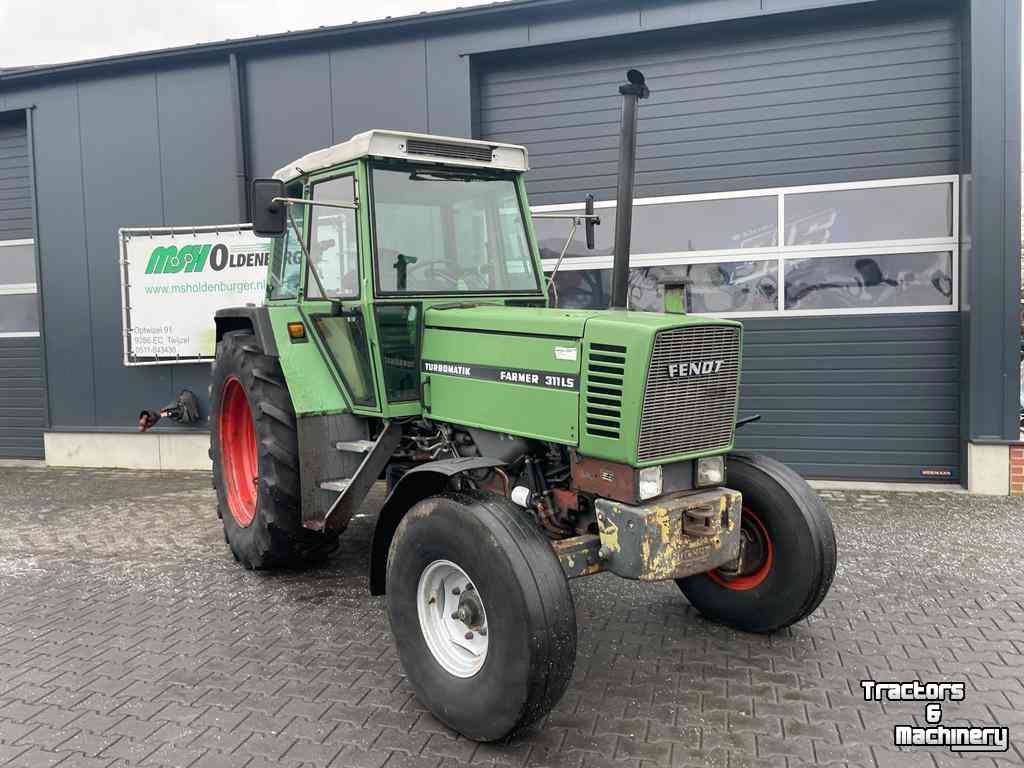 Schlepper / Traktor Fendt 311 LS