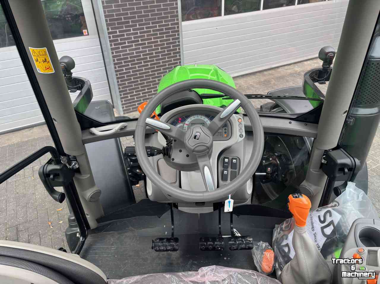 Schlepper / Traktor Deutz-Fahr 5125
