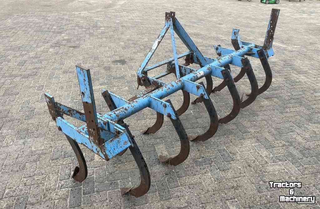Grubber Lemken 13 tands vaste tand cultivator woeler met drukrol