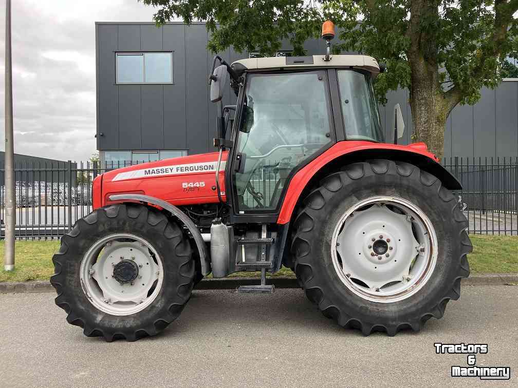 Schlepper / Traktor Massey Ferguson 5445 Dyna-4