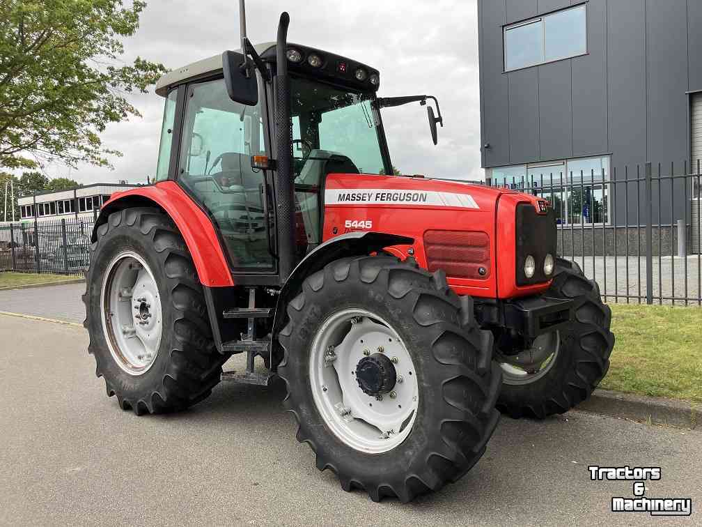 Schlepper / Traktor Massey Ferguson 5445 Dyna-4