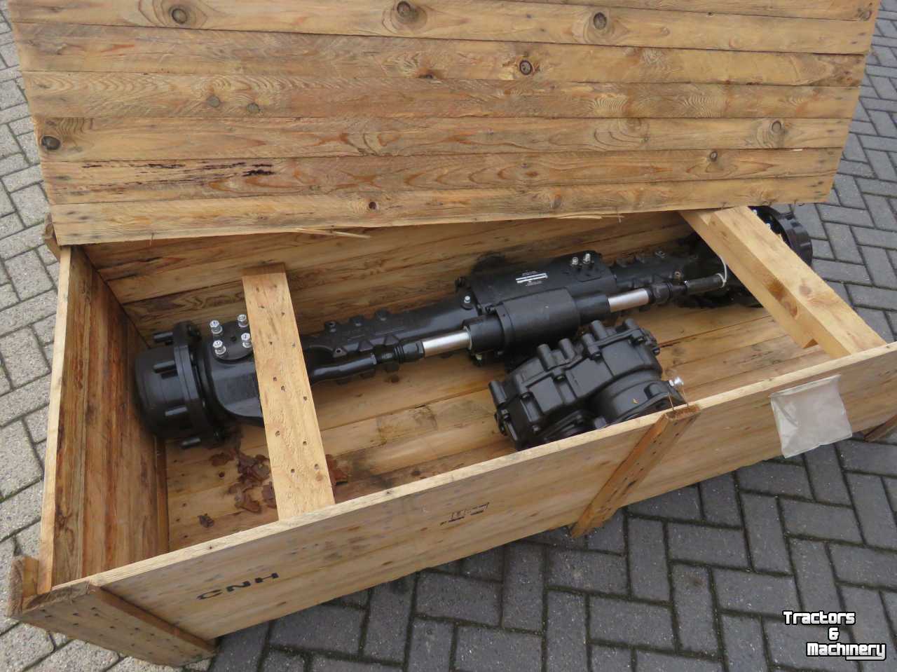Teleskoplader New Holland Vooras LM5030 / LM525 compleet DANA SPICER 357/211/443 Parts nr:84555411