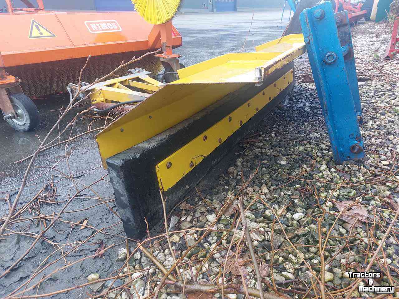 Schneeräumgeräte Nido Sneeuwschuif