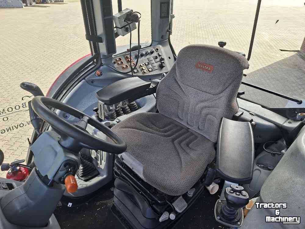Schlepper / Traktor Valtra N141