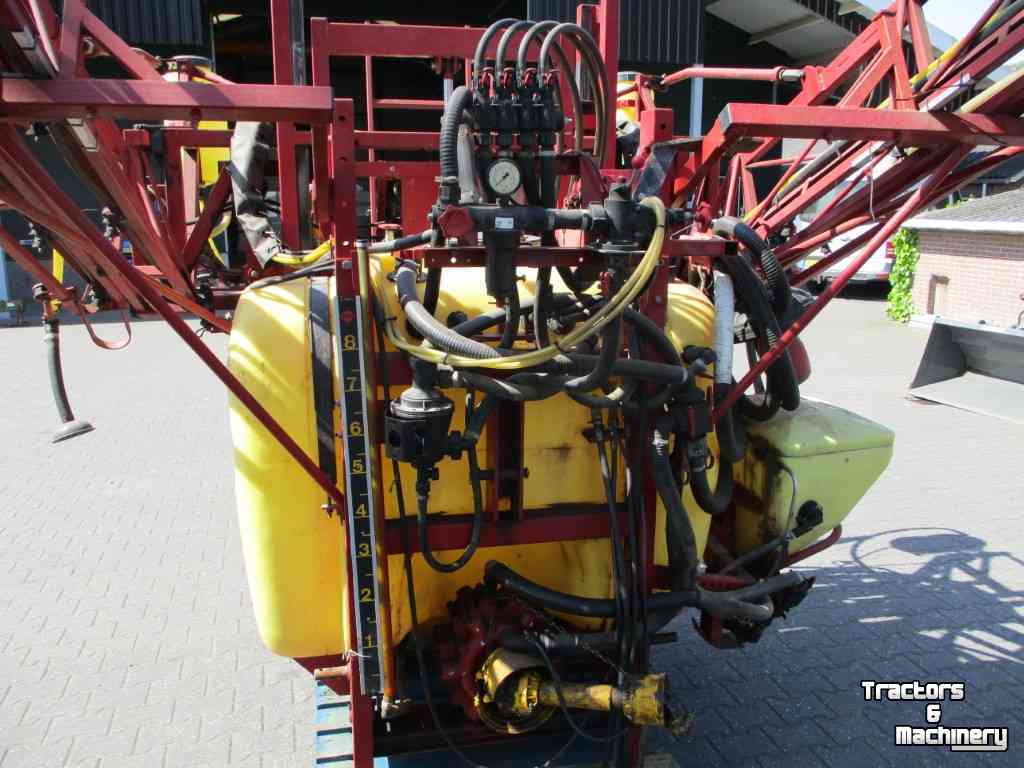 Anhängefeldspritze Hardi 800ltr   21 mtr