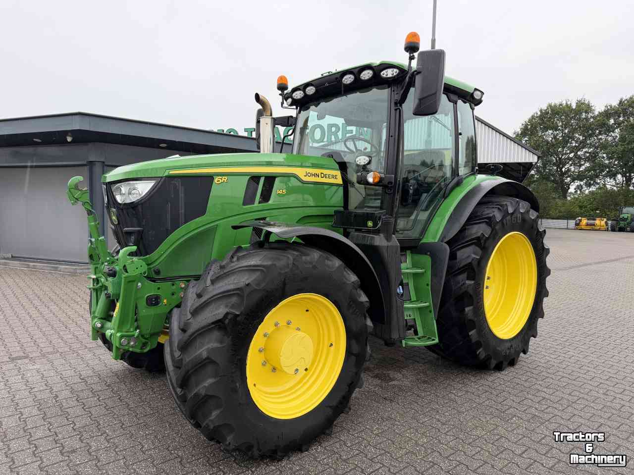 Schlepper / Traktor John Deere 6R145 AP 50KM 2023 3380 UUR VF BANDEN!!!