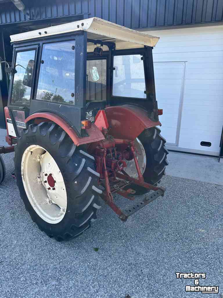 Schlepper / Traktor International 633