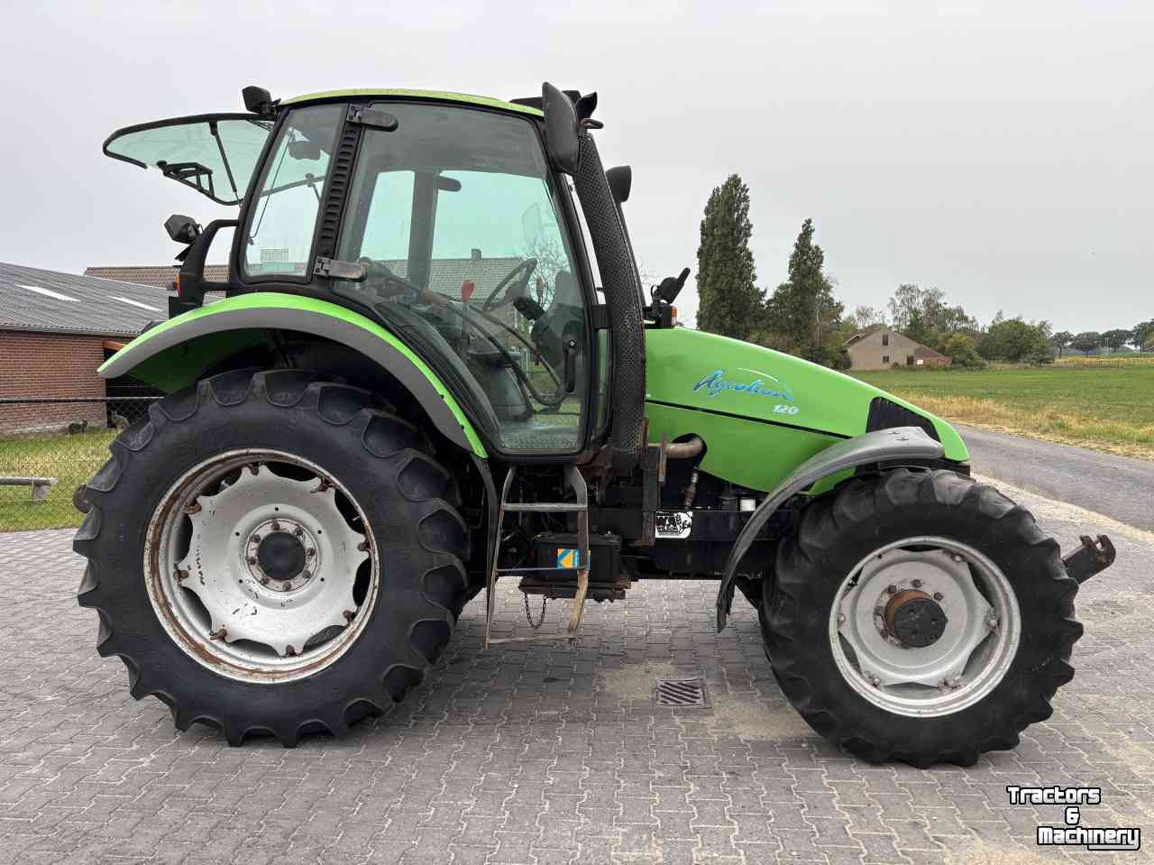 Schlepper / Traktor Deutz agrotron 120