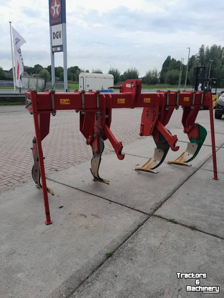 Tiefenlockerer Kverneland CLI430