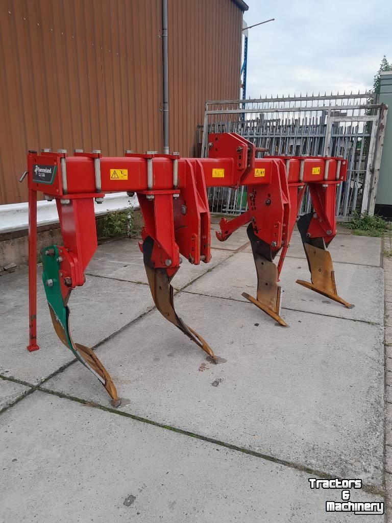 Tiefenlockerer Kverneland CLI430