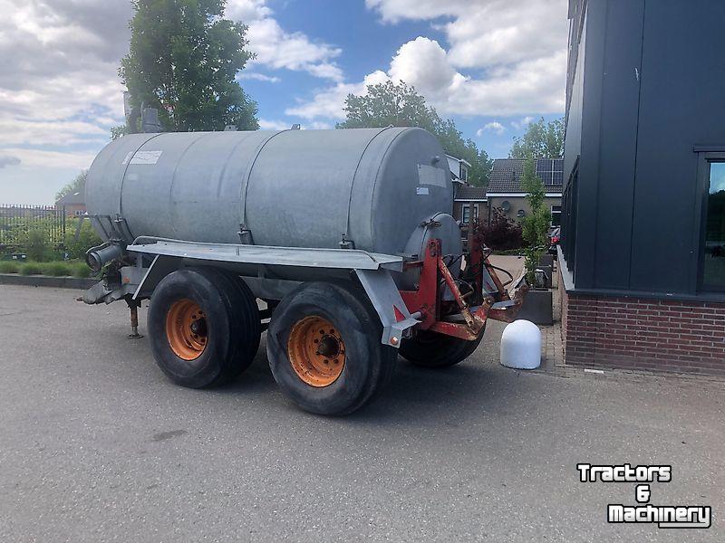 Gülletankwagen / Güllefässer  Jako - 8500