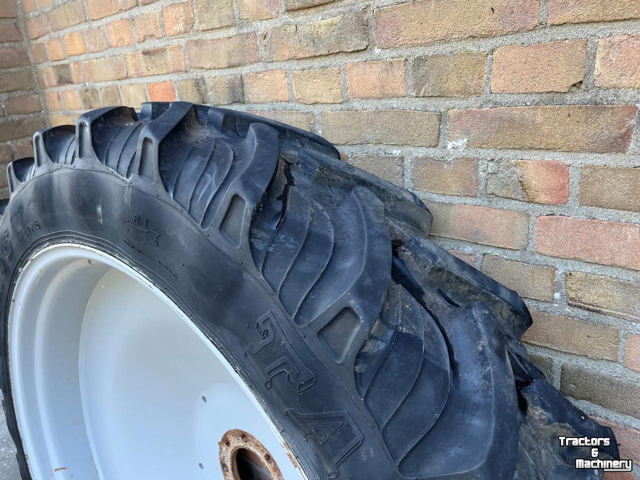 Räder, Reifen, Felgen & Distanzringe Taurus 270/95R46