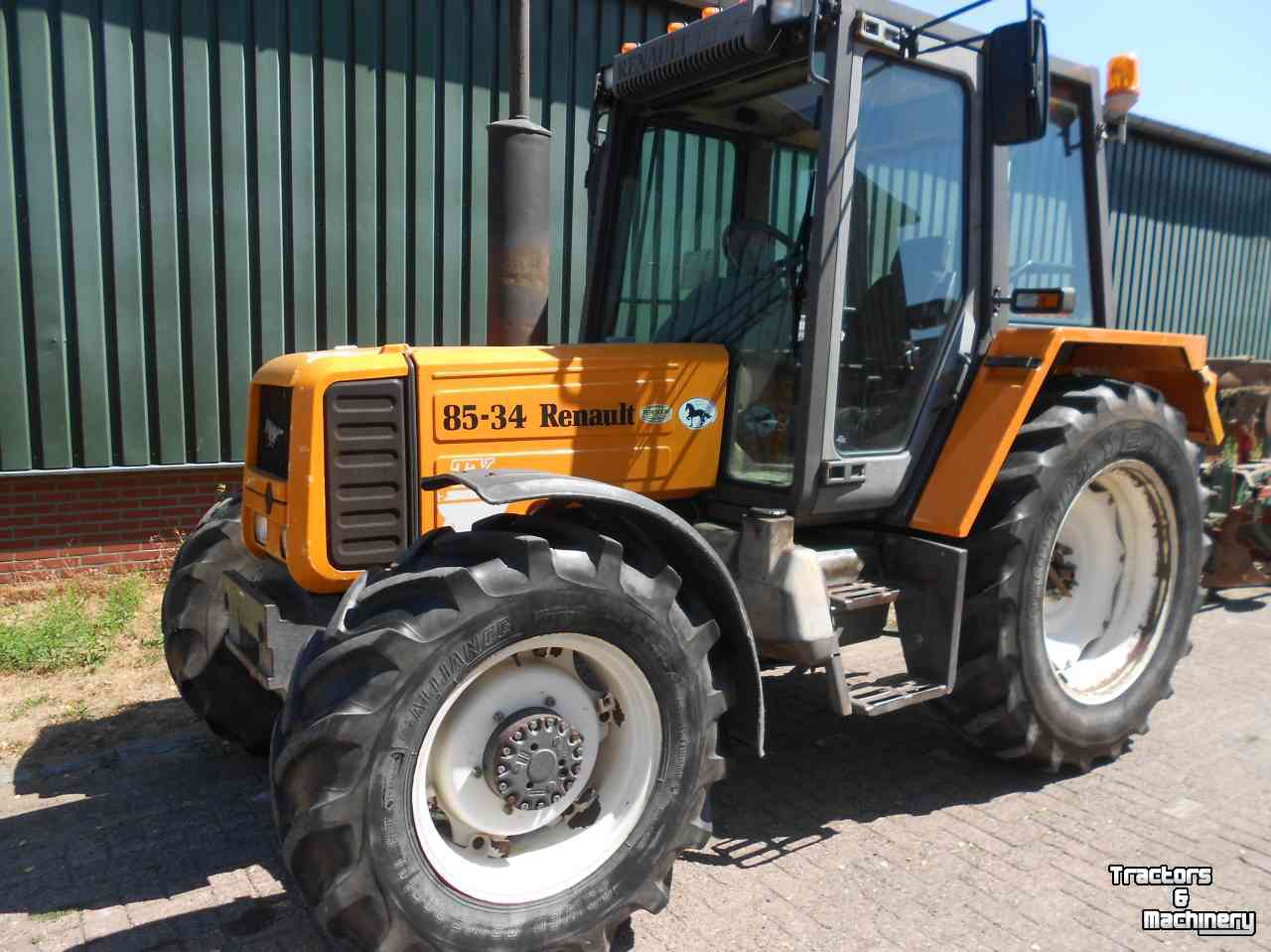 Schlepper / Traktor Renault 8534 tx