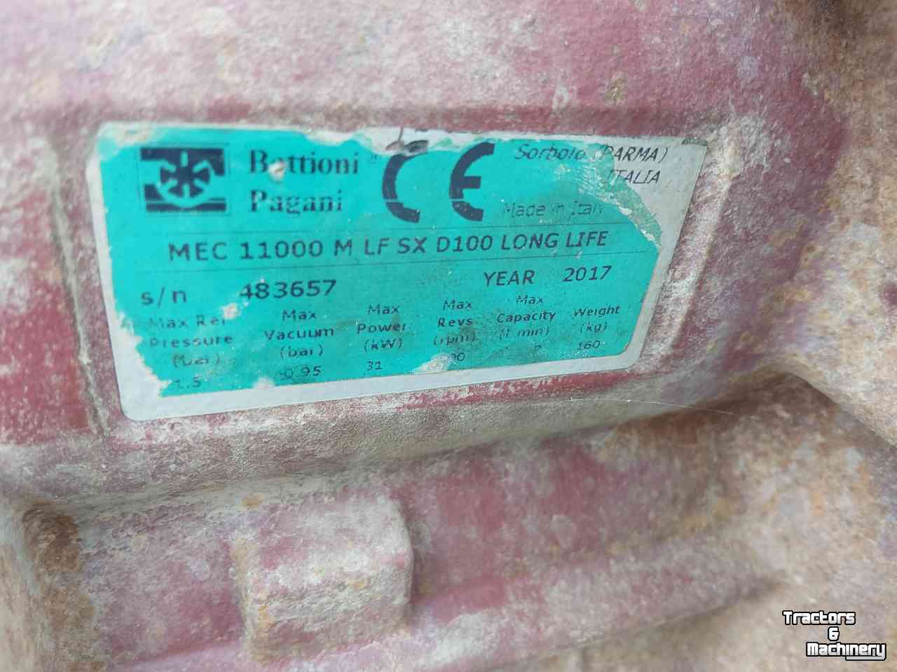 Gülletankwagen / Güllefässer Bazzoli LT 12000 Mesttank / Watertank
