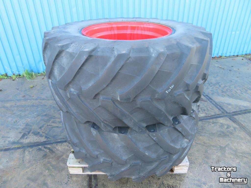 Räder, Reifen, Felgen & Distanzringe Pirelli 600/65R28 Fendt 10 gaats 60%