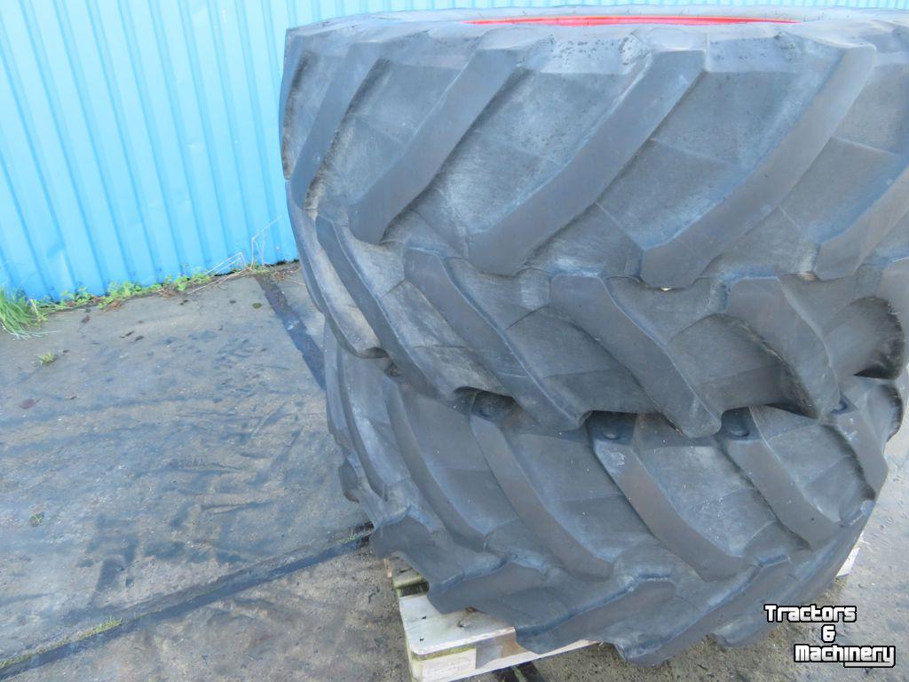 Räder, Reifen, Felgen & Distanzringe Pirelli 600/65R28 Fendt 10 gaats 60%