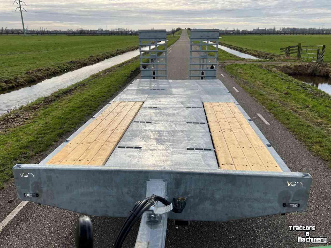 Tieflader / Anhänger VGM Robson 14 oprijwagen oprijkar dieplader machine transporter
