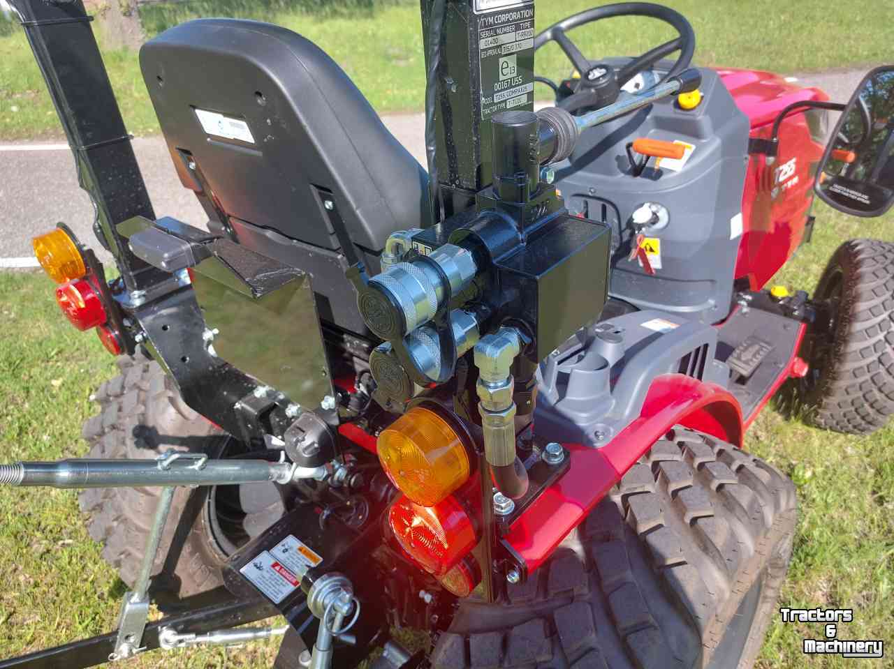 Gartentraktoren TYM T255h