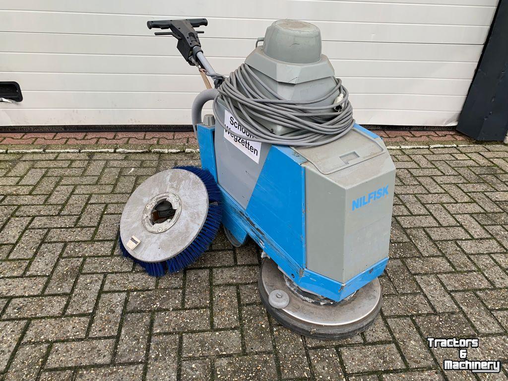 Scheuersaugmaschinen Nilfisk C51 SCHROB-ZUIGMACHINE