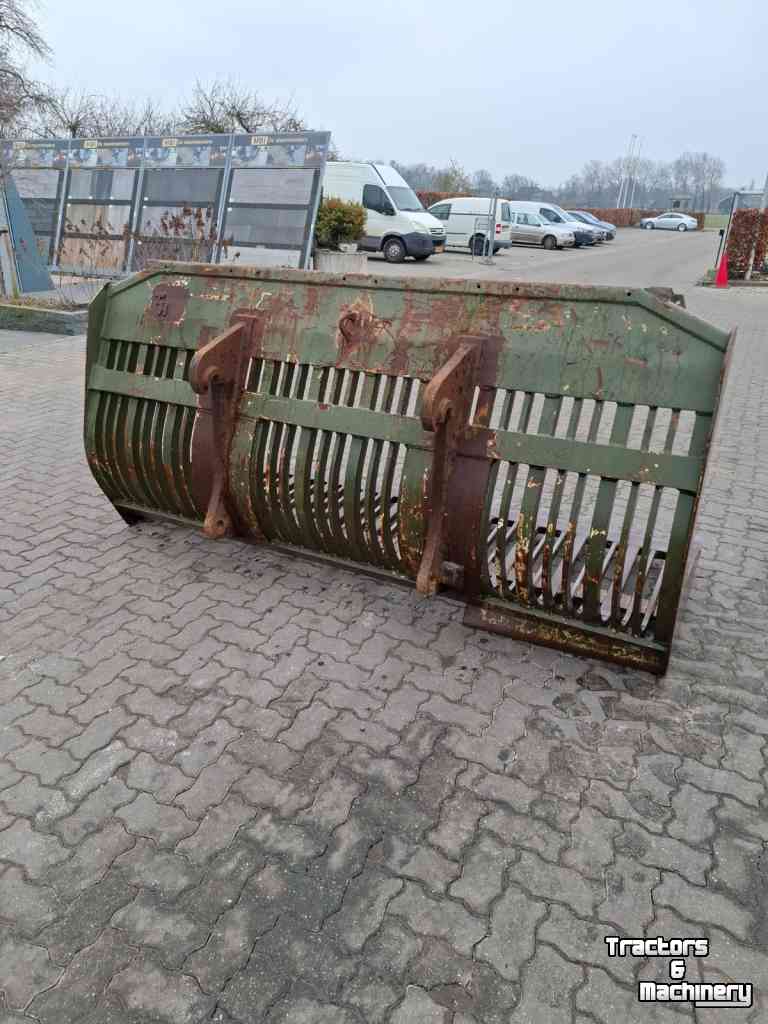 Radlader Volvo puinbak 265 cm