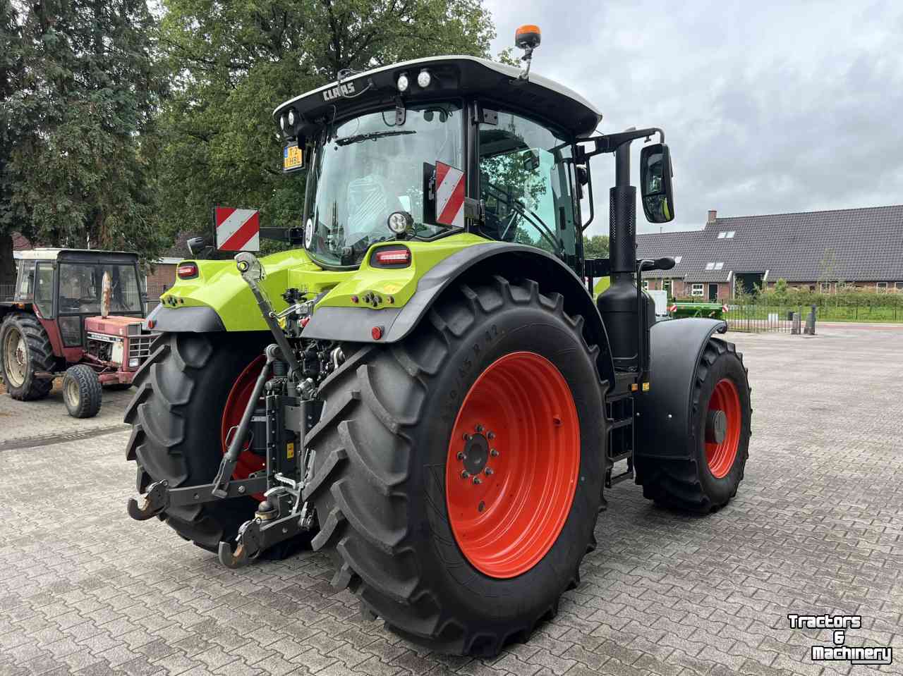 Schlepper / Traktor Claas Arion 660