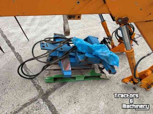 Frontlader Condor 302 voorlader