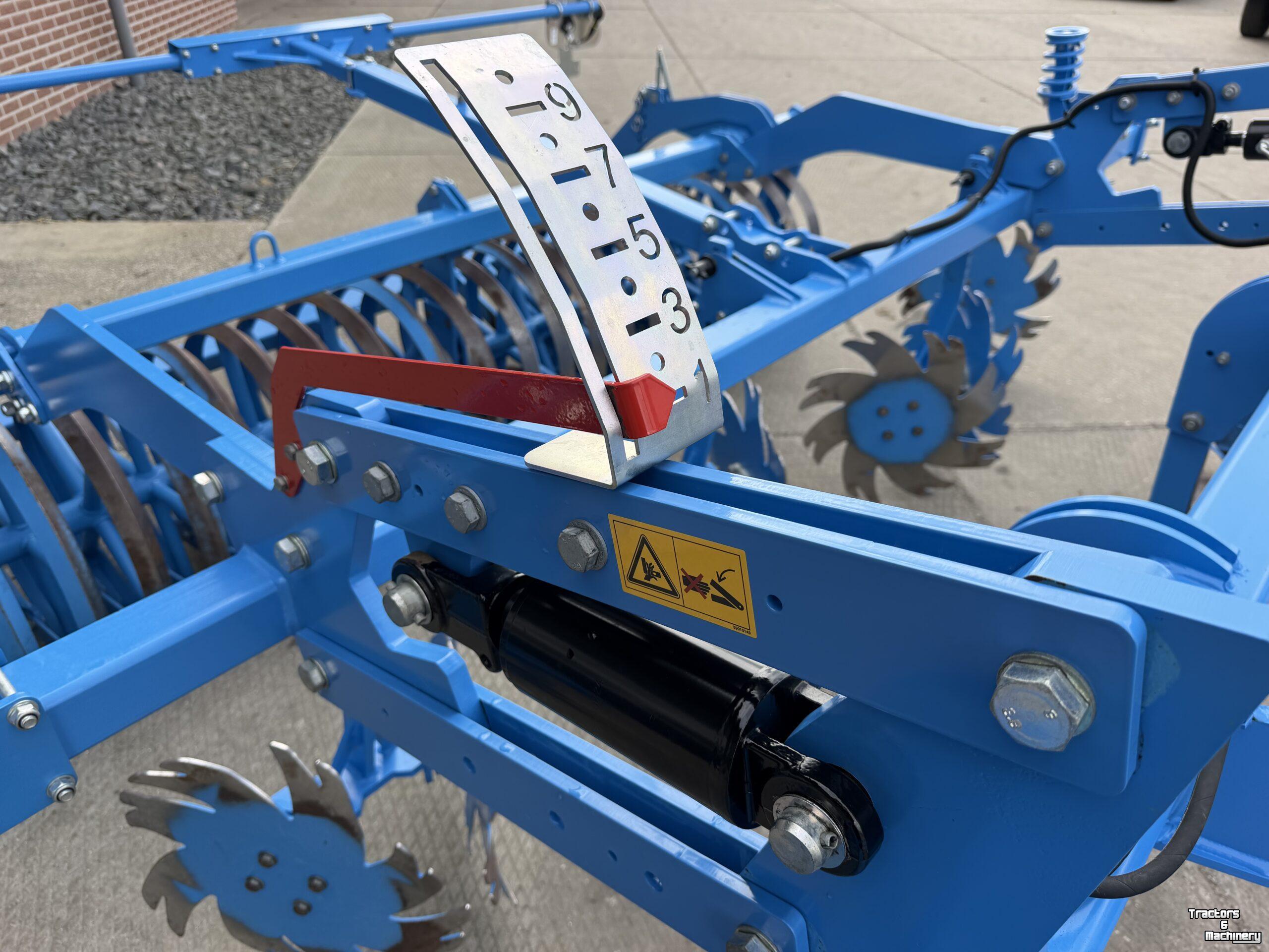 Grubber Lemken Karat 10/300