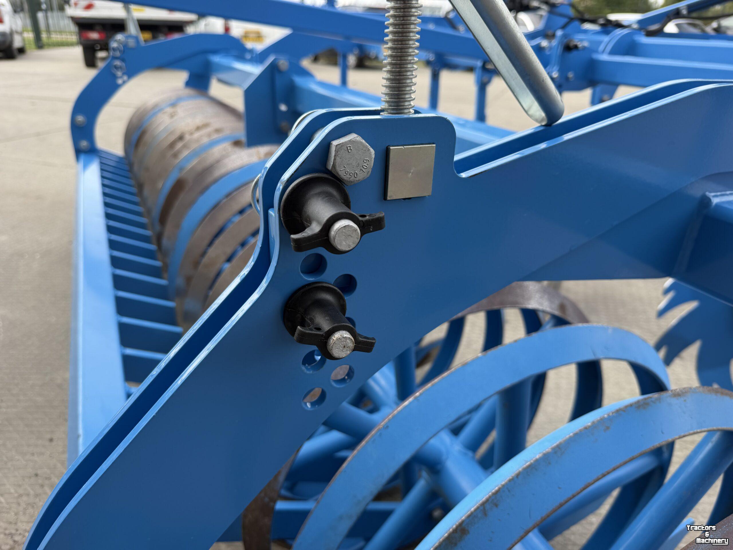 Grubber Lemken Karat 10/300