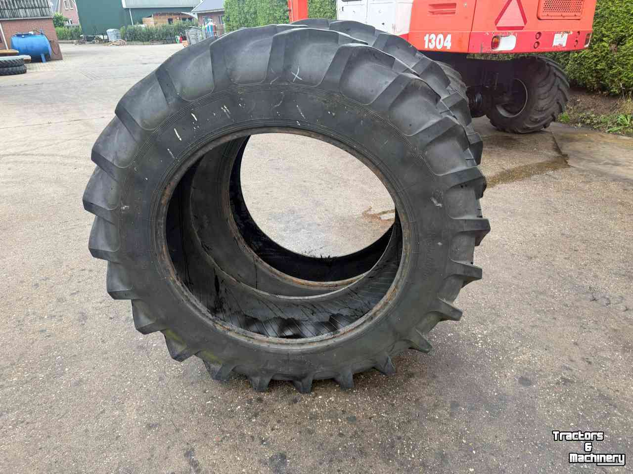 Räder, Reifen, Felgen & Distanzringe Barum 16.9R38