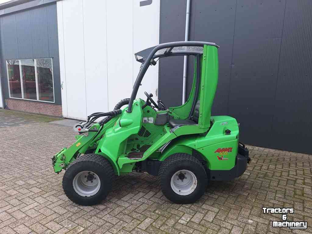 Radlader Avant 635