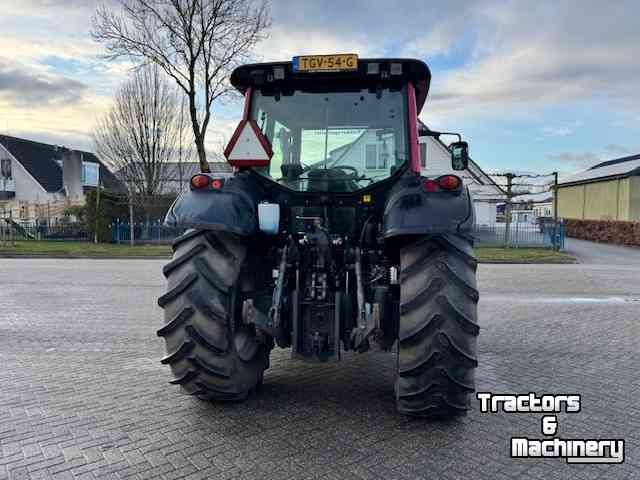 Schlepper / Traktor Valtra N123 Hitech5