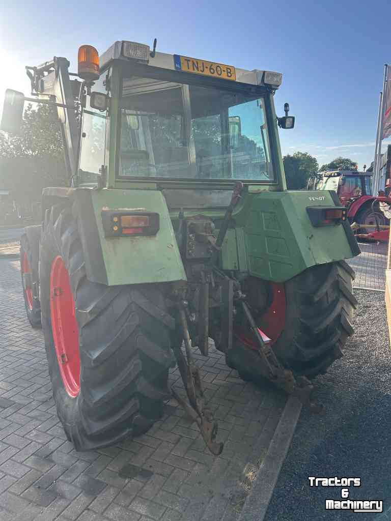 Schlepper / Traktor Fendt FARMER 311LSA TURBOMATIK